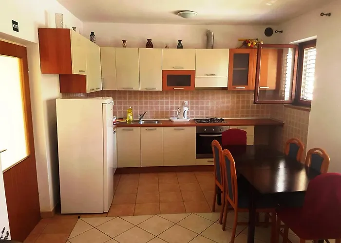 Henjak Apartment Jezera